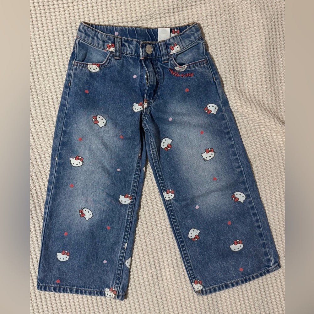 H&M Light Hello Kitty Denim Jeans